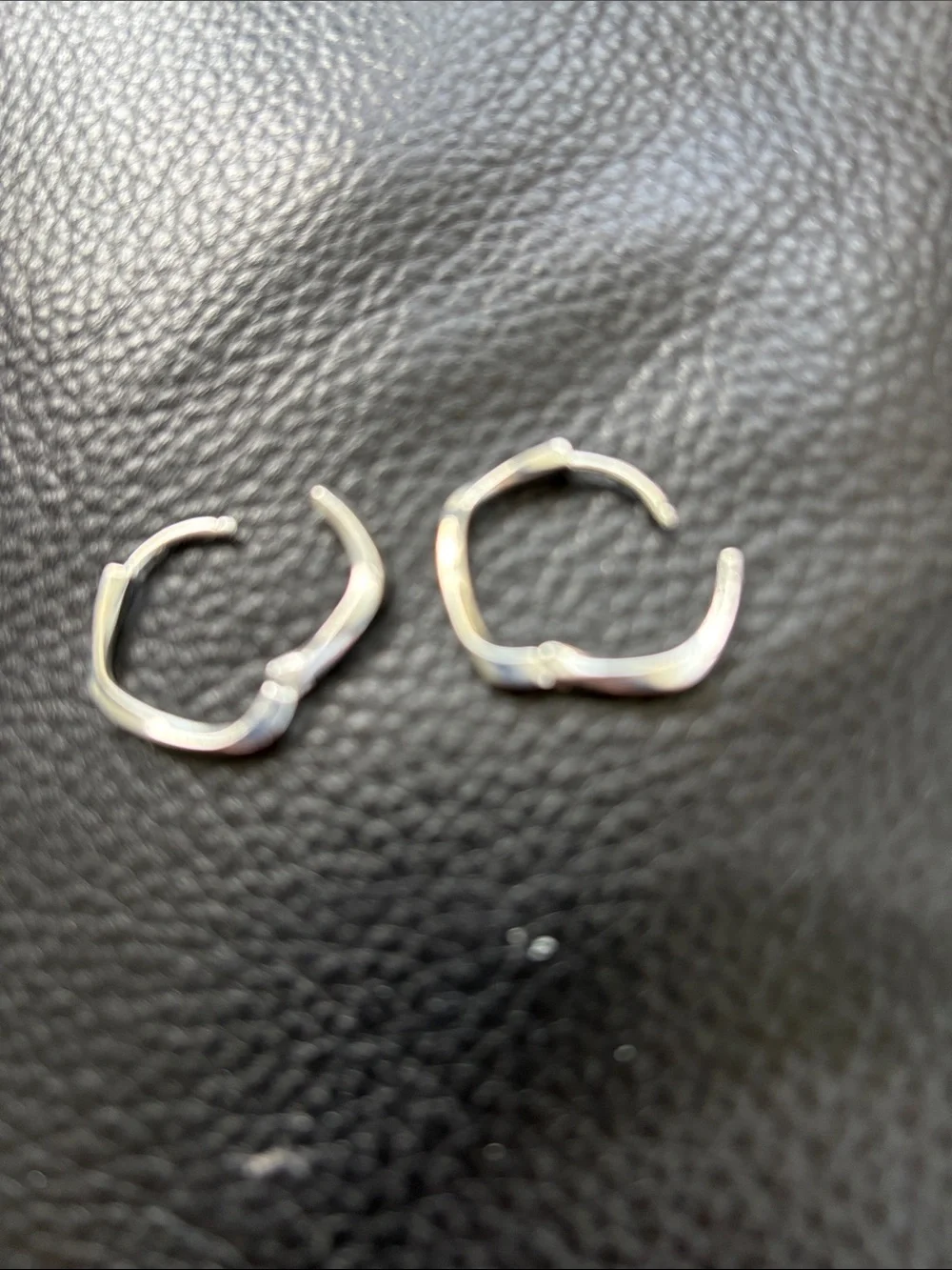 925 Sterling Silver Geometric Hoop Earrings Möbius Earrings Brand New - Picture 5 of 8